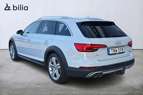 Audi A4 allroad 2 of 24