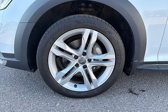 Audi A4 allroad 14 of 24
