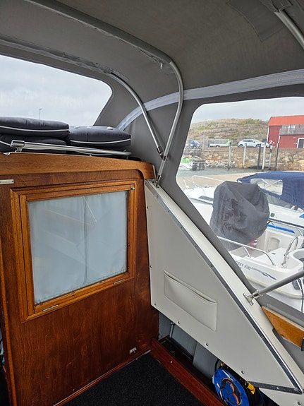 Unik Coronet 24 Family 21 of 23