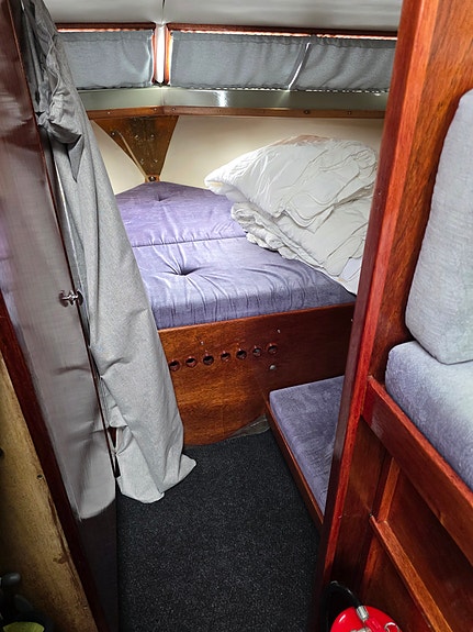 Unik Coronet 24 Family 11 of 23