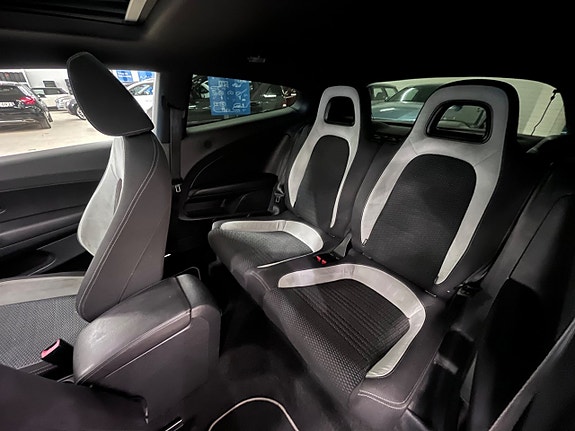 Volkswagen Scirocco 10 of 21