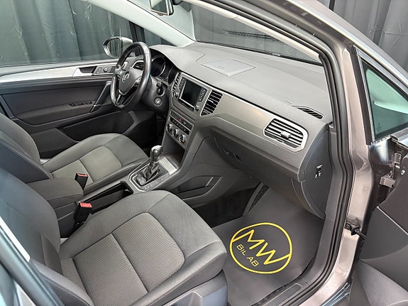 Volkswagen Golf Sportsvan 6 of 14