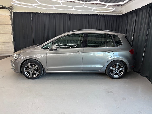 Volkswagen Golf Sportsvan 12 of 14