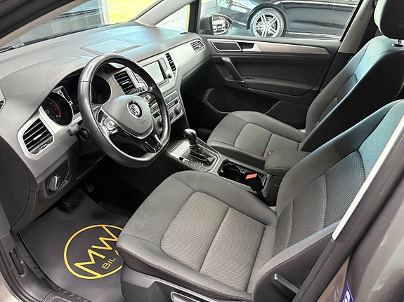Volkswagen Golf Sportsvan 5 of 14