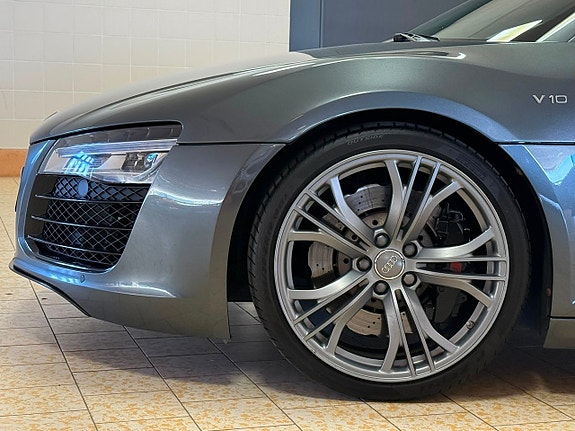 Audi R8 11 of 24