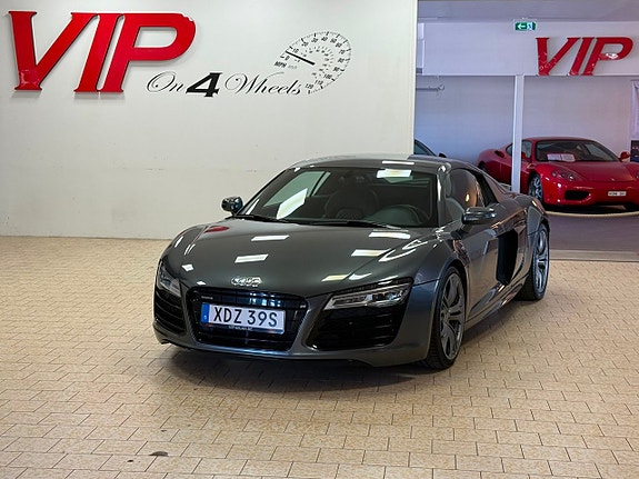Audi R8 3 of 24