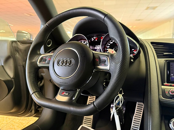 Audi R8 20 of 24