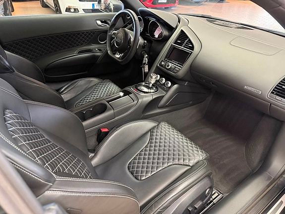 Audi R8 15 of 24