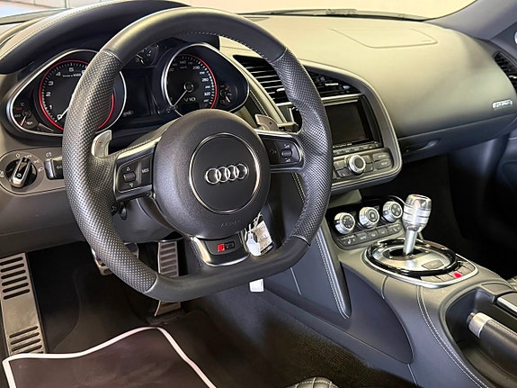 Audi R8 19 of 24