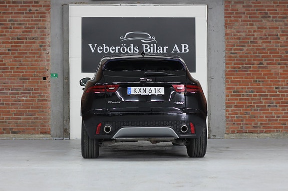 Jaguar E-PACE 6 of 17