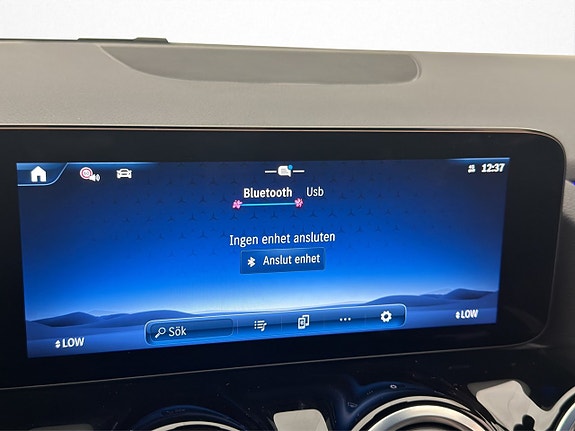 Mercedes-Benz GLA180 d 21 of 30