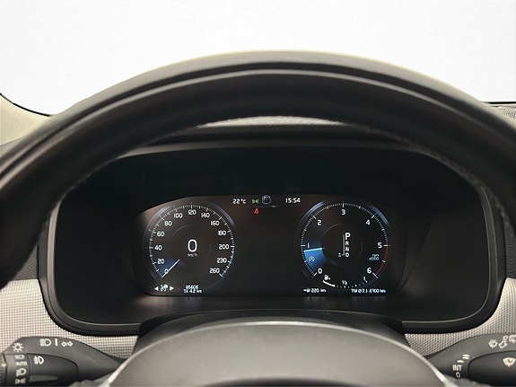 Volvo V90 Cross Country 18 of 30