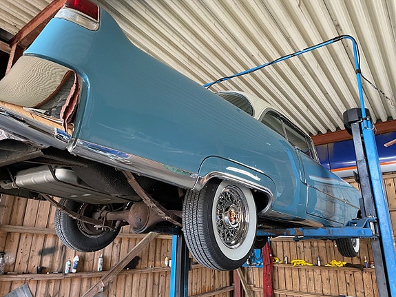 Cadillac Series 62 18 of 30