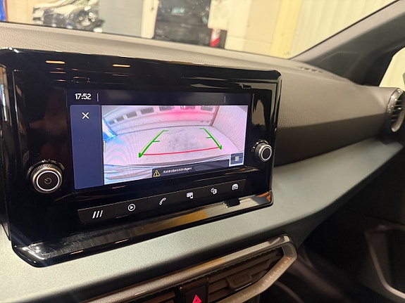 Seat Arona 9 of 12
