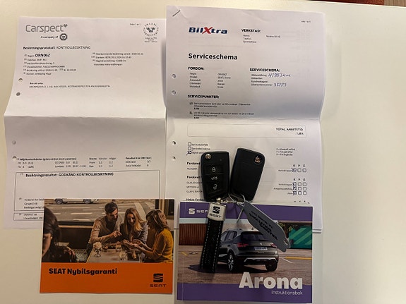 Seat Arona 12 of 12