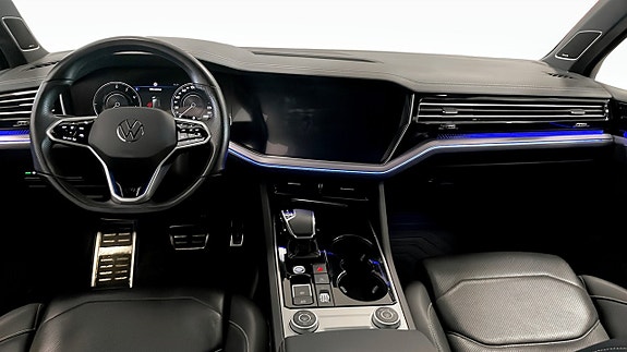 Volkswagen Touareg 10 of 12