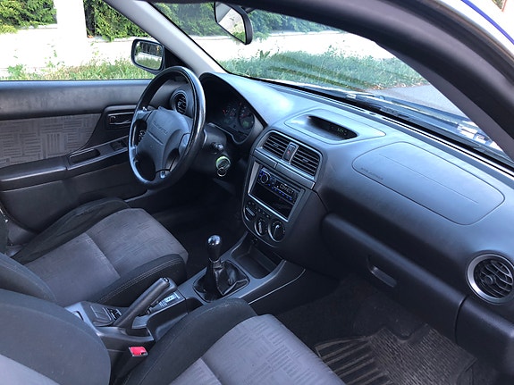 Subaru Impreza 4 of 4