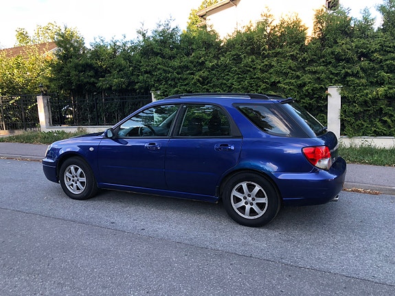 Subaru Impreza 2 of 4