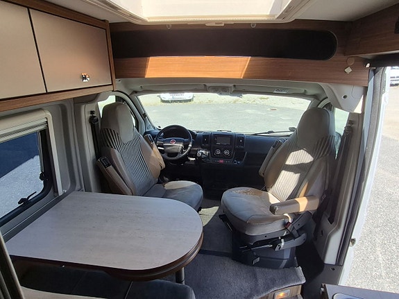 Globecar Globescout Style 150 hk, extra bädd fram, 1 ägare 19 of 26