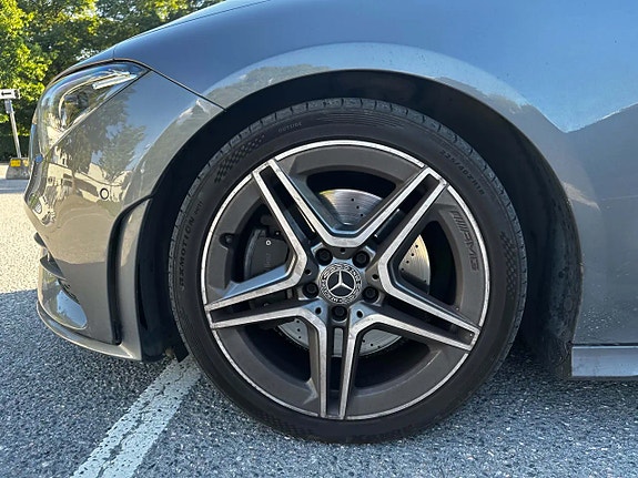Mercedes-Benz CLA200 9 of 16