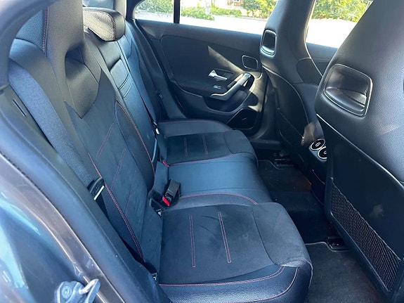 Mercedes-Benz CLA200 15 of 16