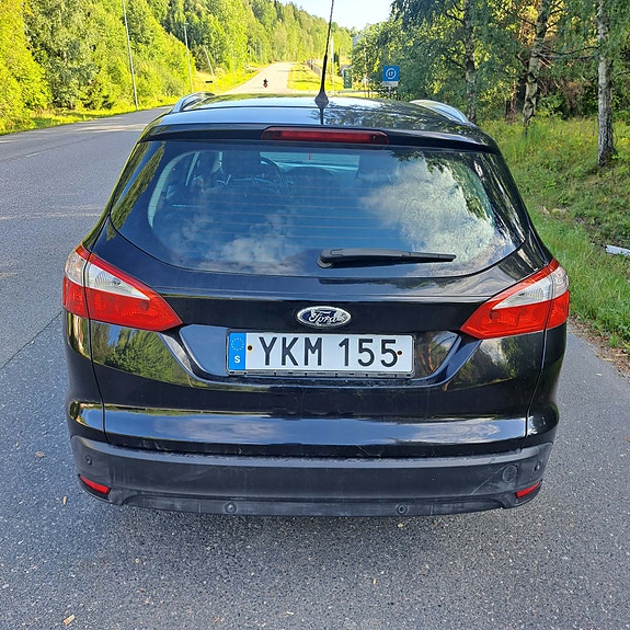 Ford Focus 6 of 8