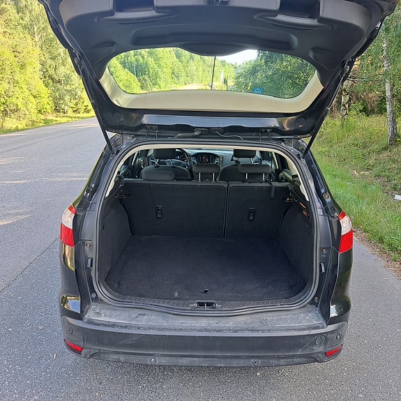 Ford Focus 5 of 8
