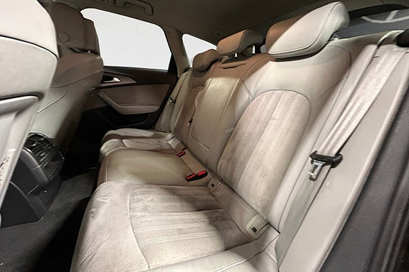 Audi A6 allroad 14 of 16