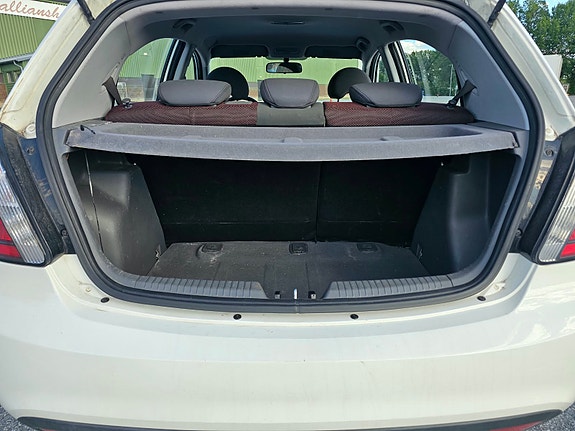 Kia Rio 12 of 17