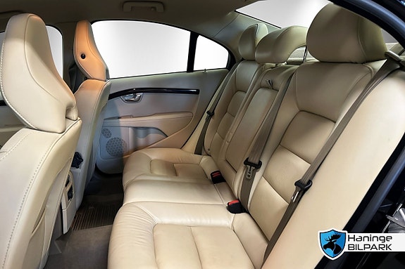 Volvo S80 18 of 24