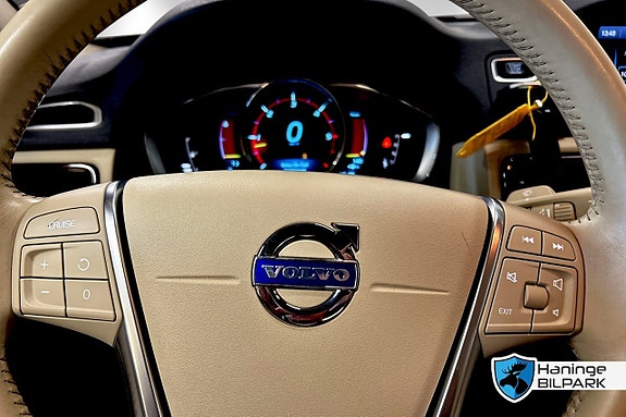 Volvo S80 13 of 24