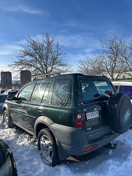 Land Rover Freelander 3 of 6