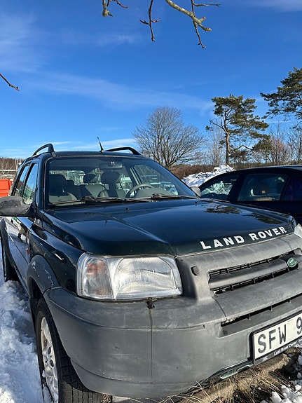 Land Rover Freelander 2 of 6