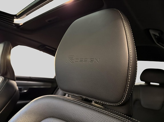 Volvo S90 14 of 30