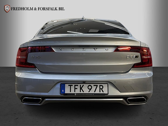 Volvo S90 4 of 30