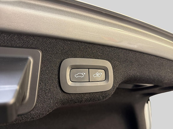 Volvo S90 20 of 30