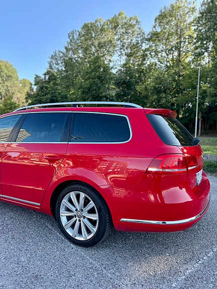 Volkswagen Passat 3 of 13