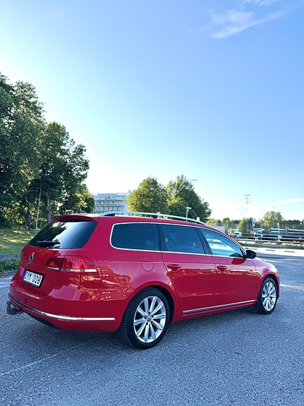 Volkswagen Passat 7 of 13