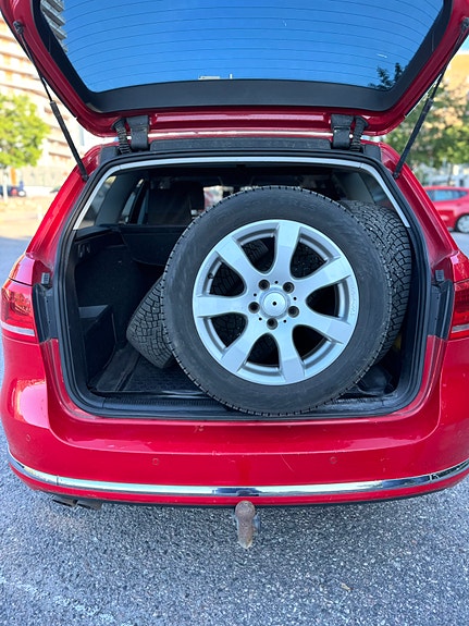 Volkswagen Passat 13 of 13