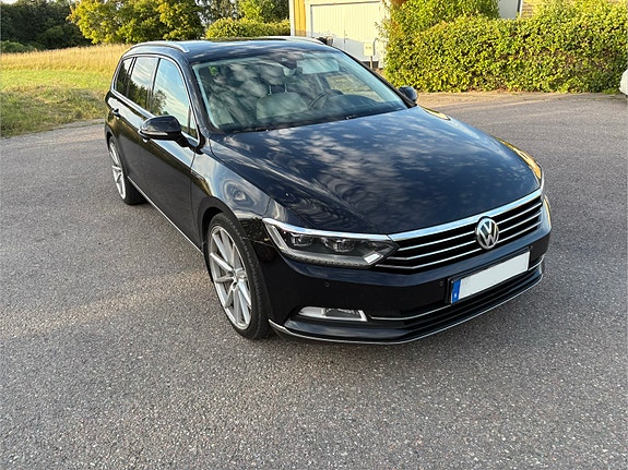 Volkswagen Passat 3 of 6