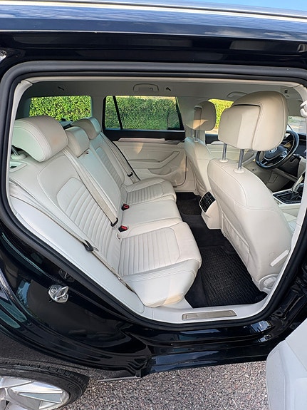 Volkswagen Passat 6 of 6
