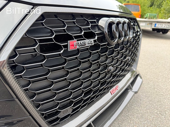 Audi RS4 12 of 30