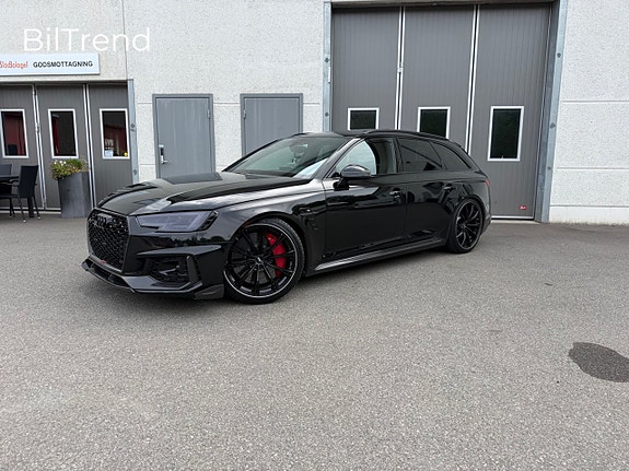 Audi RS4 4 of 30