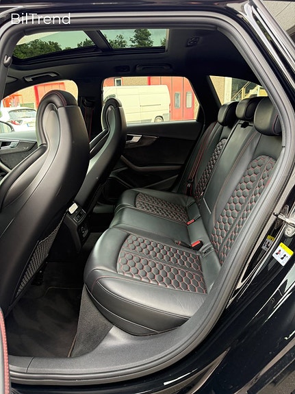 Audi RS4 17 of 30