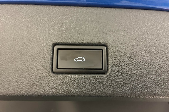 Volkswagen T-Roc 22 of 26