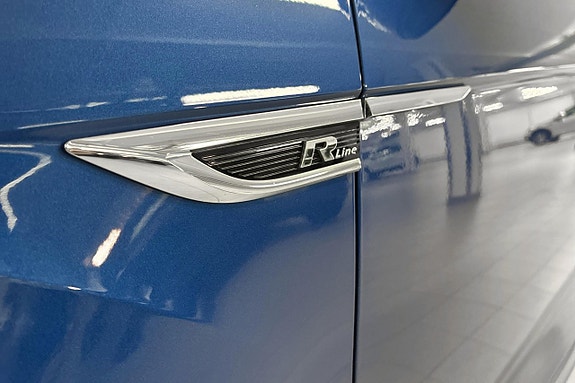 Volkswagen T-Roc 12 of 26