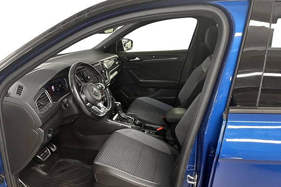 Volkswagen T-Roc 17 of 26