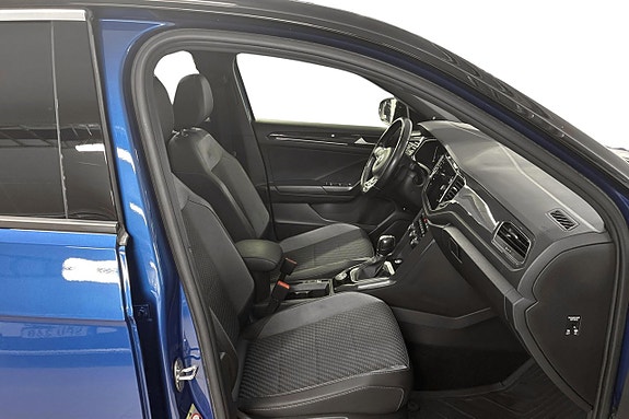 Volkswagen T-Roc 18 of 26