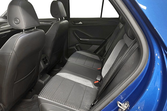Volkswagen T-Roc 20 of 26
