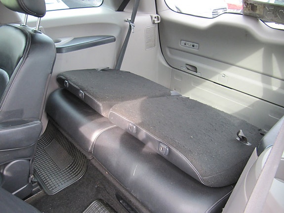 Mitsubishi Grandis 11 of 21